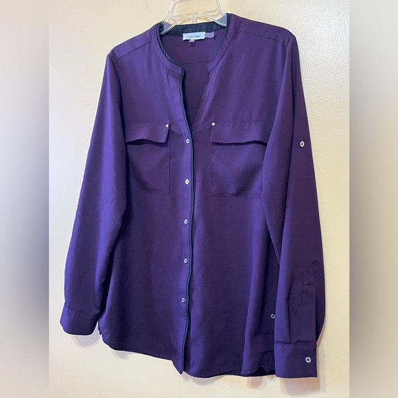 Calvin Klein button down blouse w/ two front pockets - Picture 7 of 10